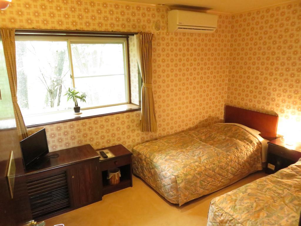 Nikko Pension L'Escale Bagian luar foto